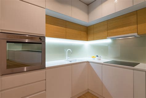 Acrylic Kitchen Splashbacks, Polymer Splashbacks - Akril | Acrylic kitchen splashbacks, Kitchen ...