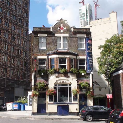 Rose and Crown pub : London Remembers, Aiming to capture all memorials in London