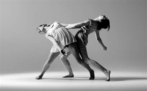 Somatic Movement Education and Dance - Integrated Movement Ideas