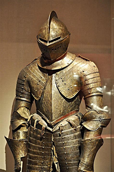 Cuirassier armor, France, circa 1600. | Historical armor, Knight armor, Medieval armor