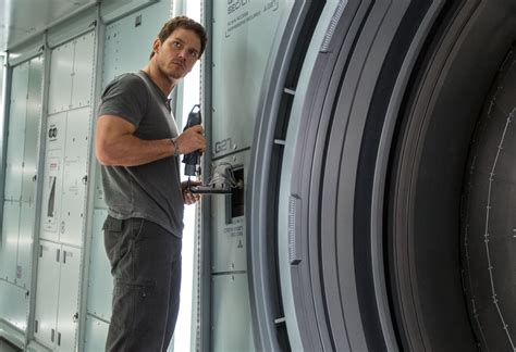 Jim Preston (Chris Pratt) from Passengers (2016) | Passengers movie ...