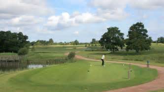 Studley Wood Golf Club - England: South East Deal