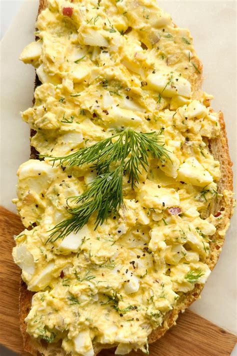 Egg Salad with Greek Yogurt - hellofrozenbananas.com