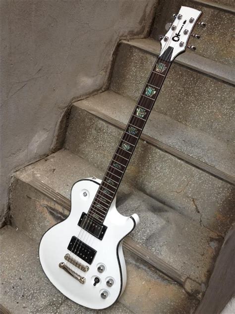 Charvel Desolation DS-1 ST | 6jt | Jackson guitars, Cool guitar, Cigar ...