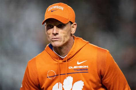 Brent Venables Teams Coached, Net Worth, Salary, Family, Contract ...