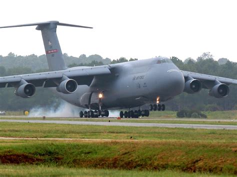 C-5 Galaxy Heavy-Cargo Aircraft |US Military Aircraft Picture