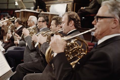 Barry Tuckwell, the world's most recorded French horn player, has passed away at 89 | MEAWW