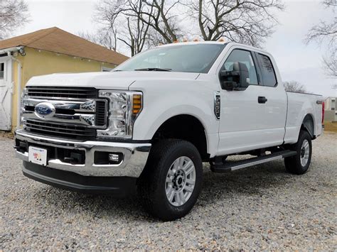 New 2019 Ford Super Duty F-250 SRW XLT Extended Cab Pickup in ...