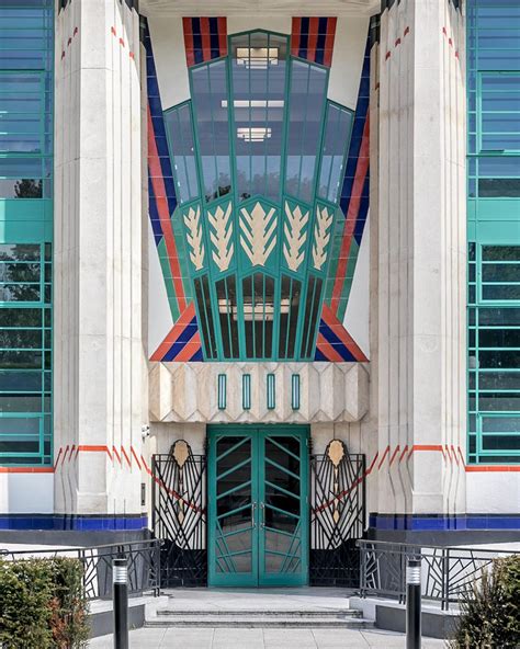 3 Stunning Art Deco Buildings in London | Wanderlust