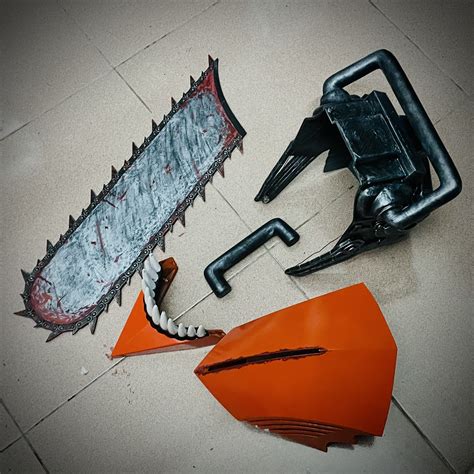 3D file Chainsaw Man Helmet - Denji Cosplay・3D printer model to download・Cults Male Cosplay ...