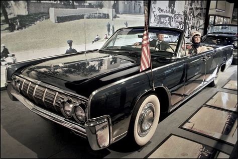 Kennedy Assassination. How many in the car?