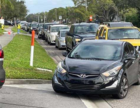 Teachers, students and staff line the streets for Pinellas County COVID ...