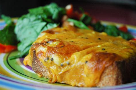 The Everyday Vegetarian: Welsh Rarebit