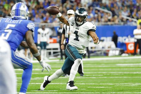 Jalen Hurts ‘in complete control’ in Eagles’ victory - al.com