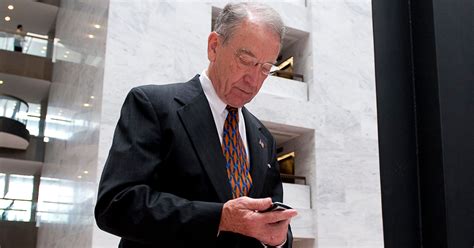 Chuck Grassley’s Yearlong, One-Sided Twitter Conversation With President Trump | HuffPost