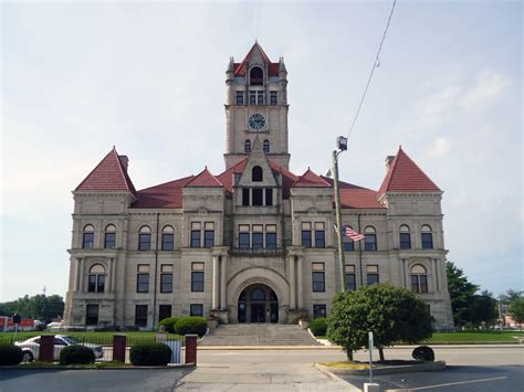 The Rush County, Indiana Courthouse (1896-) | Ted Shideler