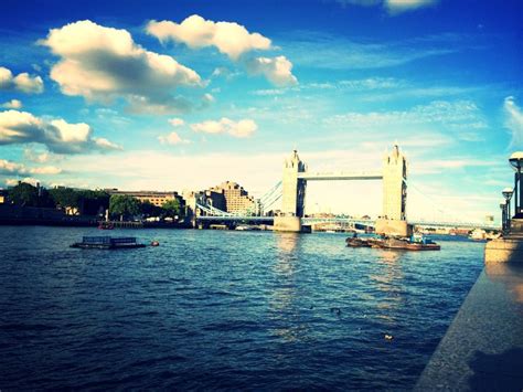 Thames Path - City of London - London | Thames path, London city, Thames