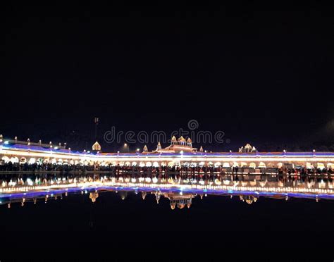 Bangla Sahib Gurudwara Delhi Stock Image - Image of night, light: 237226247