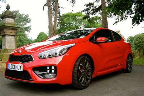 KIA pro_cee'd GT - Driven and Reviewed - Driving Torque