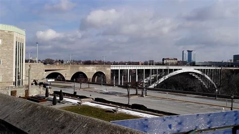 Rainbow Bridge, Canada USA border crossing, Niagara Falls, ON, Canada ...