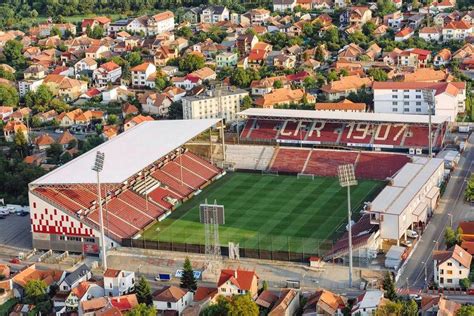 Alertă cu bombă pe stadionul CFR Cluj. A fost descoperit un dispozitiv ...