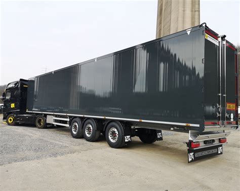 Moving floor trailer of 15.4 m for the German market - Kraker Trailers