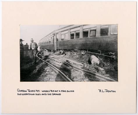 [Train Derailment in Gordon, Texas] - The Portal to Texas History