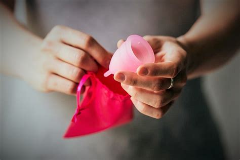 Menstrual cup uses advantages and disadvantages - Hayzed Magazine