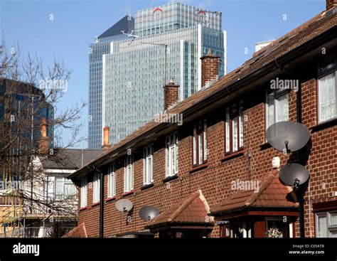 Canary Wharf skyline seen from Crossharbour, Isle of Dogs, London Stock Photo - Alamy