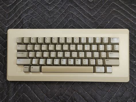 Vintage Apple Macintosh Mechanical Keyboard M0110 – ineedths