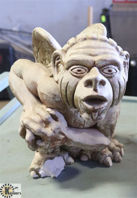 CEMENT GARGOYLE STATUE - SOLID CAST - Kastner Auctions