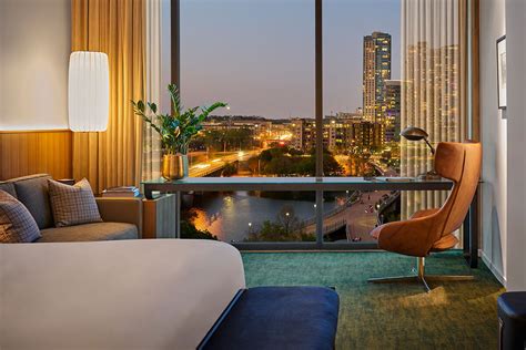 Luxury Austin TX Hotel Accommodations - The Loren Hotel