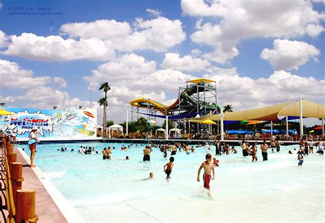 Wet'n'Wild Phoenix | Glendale, Arizona Waterpark