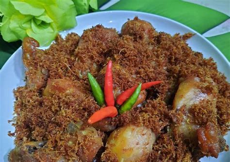 Resep Ayam Serundeng oleh 🍀Vida Tyas🍀 - Cookpad