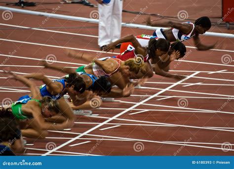 Olympic Women's Runners Editorial Stock Photo - Image: 6180393