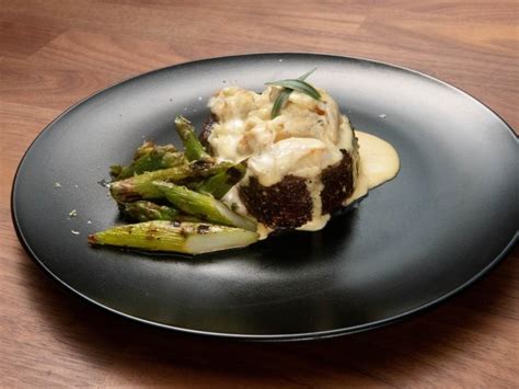 Steak Oscar with Stone Crab and Breezy Béarnaise Sauce Recipe | Jeff ...