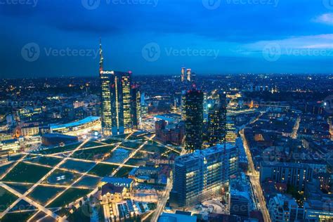 Milan skyline at sunset 6714077 Stock Photo at Vecteezy