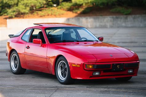 1985.5 Porsche 944 5-Speed for sale on BaT Auctions - sold for $15,150 ...