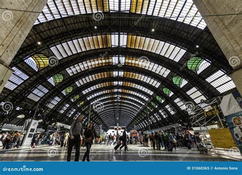 Milan, Central Station Train Editorial Image - Image of architecture, daylighting: 31060365