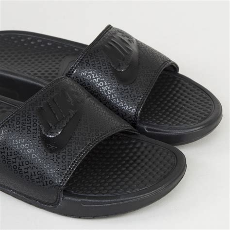 Nike Benassi JDI Slide (Black/Black-Black) - Consortium.