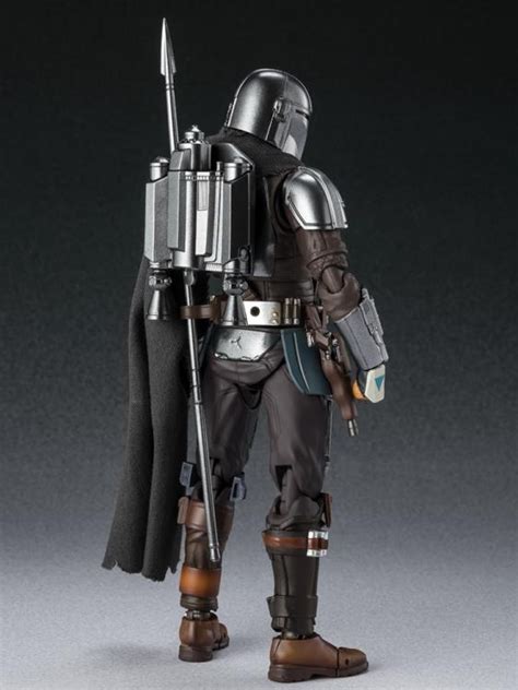 S.H. Figuarts The Mandalorian Din Djarin and Grogu ( Beskar Armour ...