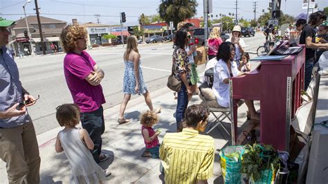 Atwater Village Farmers' Market | Shopping in Atwater Village, Los Angeles