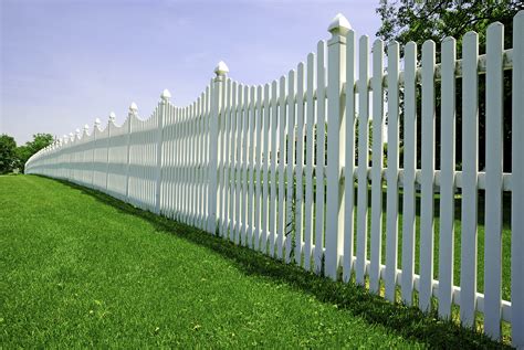 Why Should I Choose a Vinyl Fence for my Virginia Beach Home ...