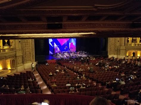 Mezzanine Booth R at Chicago Theatre - RateYourSeats.com