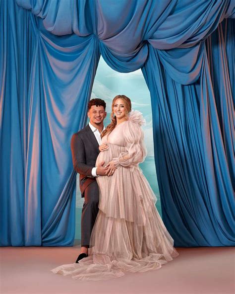 Patrick Mahomes, Brittany Matthews Welcome Daughter