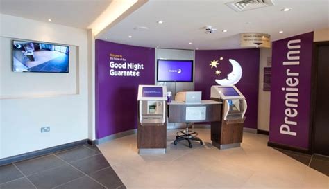 Premier Inn Portsmouth Havant South - Hotels in Havant, Rowlands Castle PO9 1SA - 192.com