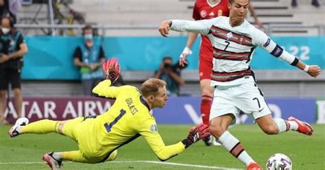 Record-breaking Ronaldo strikes late as Portugal sink Hungary