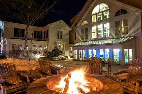 Lodging in Freeport, ME | Maine Vacations + Getaways at Harraseeket Inn