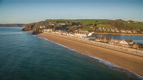 Devon Beachfront Cottages | Seafront with Sea Views