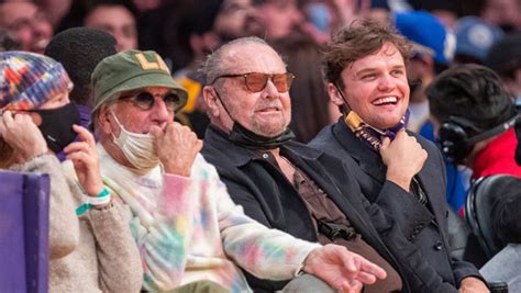 Jack Nicholson Attends Los Angeles Lakers Game — Pic – Hollywood Life